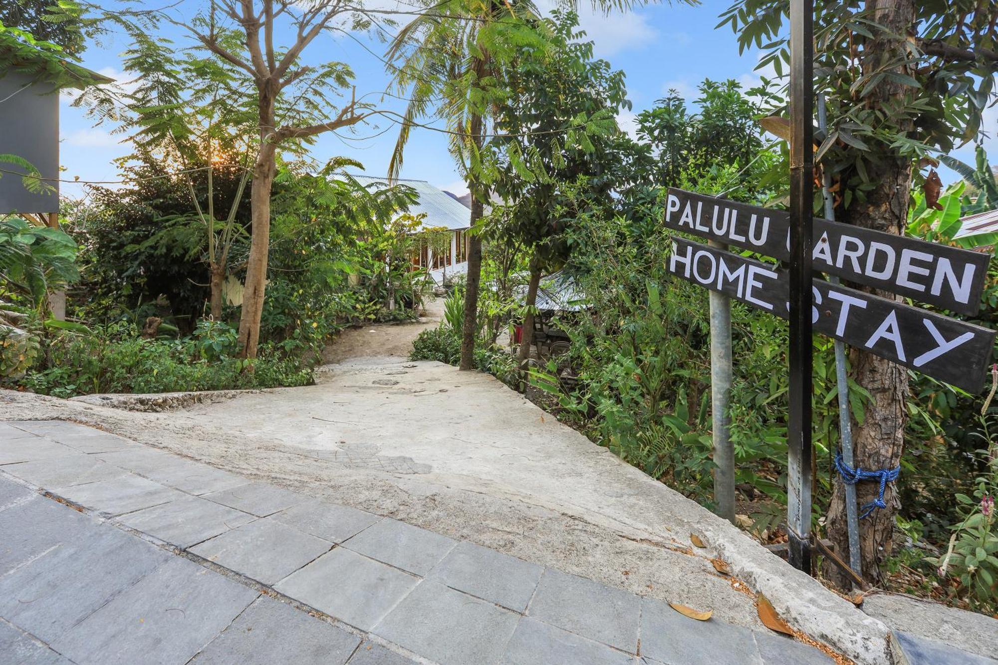 Palulu Garden Homestay Лабуан-Бахо Экстерьер фото